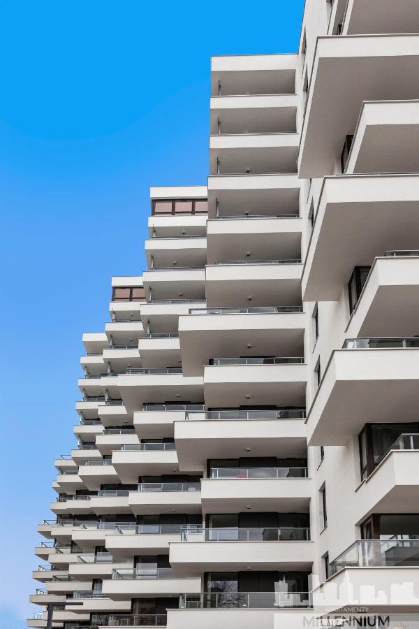 Apartamento Millennium La Tour Varsovia Exterior foto